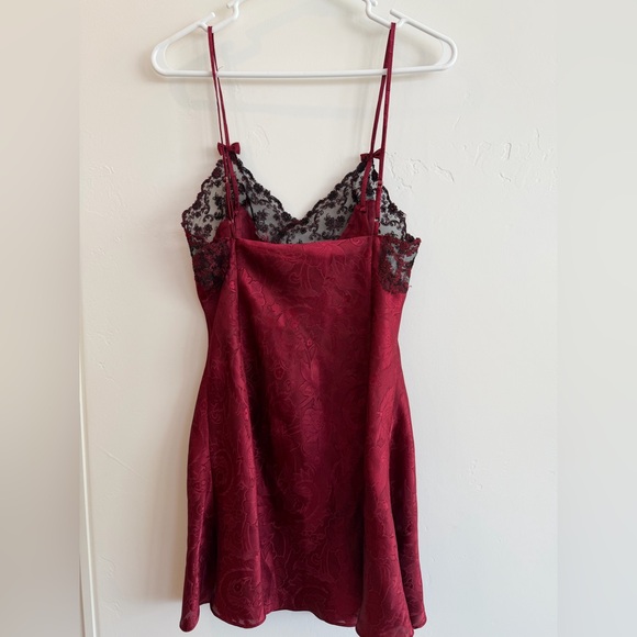 Victoria's Secret Vintage 90’s Burgundy Red Lace Slip Dress - Picture 8 of 11